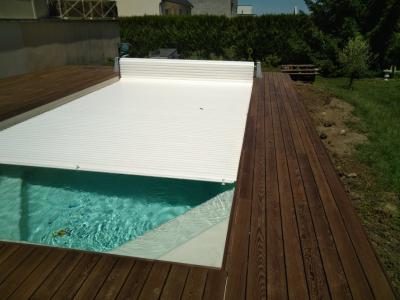 Terrasse thermo frêne sur ossature ZM 