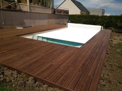 Terrasse thermo frêne sur ossature ZM 