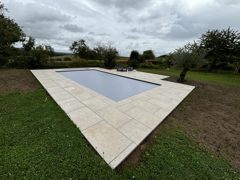 Tour de piscine grès ceram Courcelles Sapicourt 
